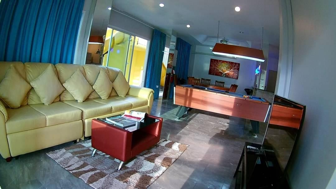 7 Bed 8 Bath Pool Villa In Jomtien photo 19