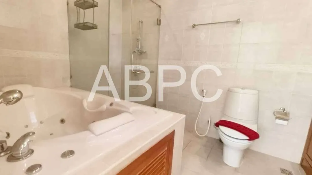 3 Bed 4 Bath Pool Villa In Jomtien photo 3