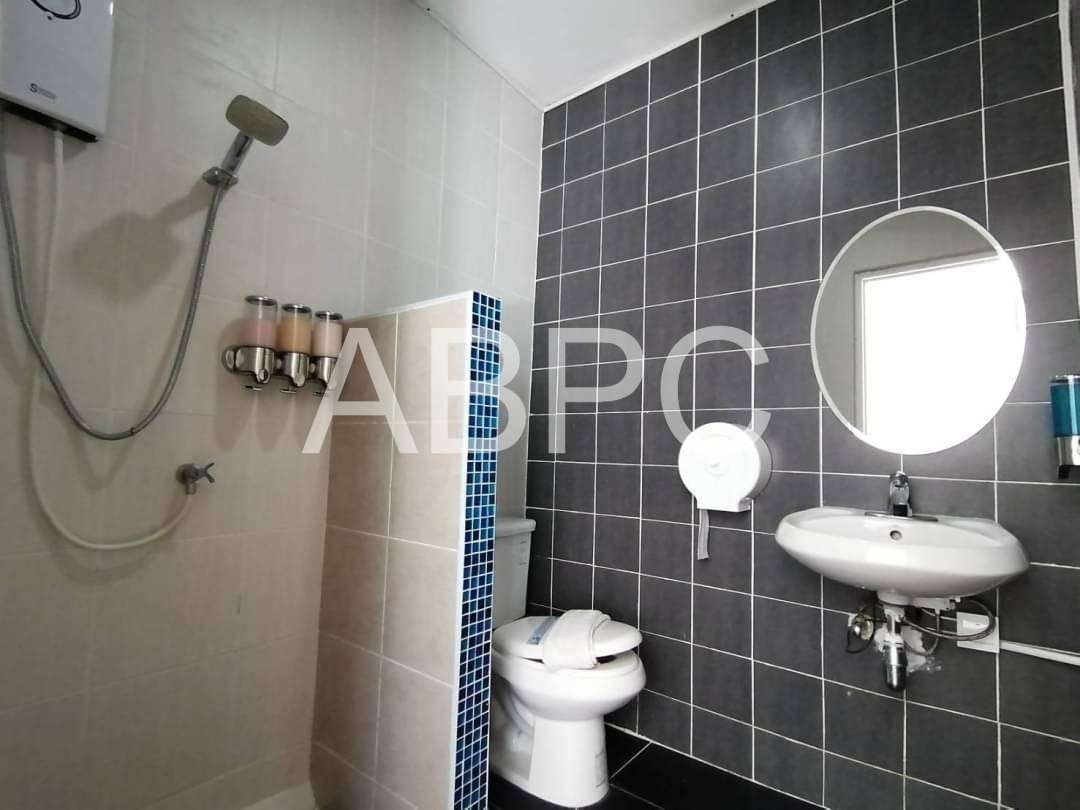 7 Bed 8 Bath Pool Villa In Jomtien photo 12