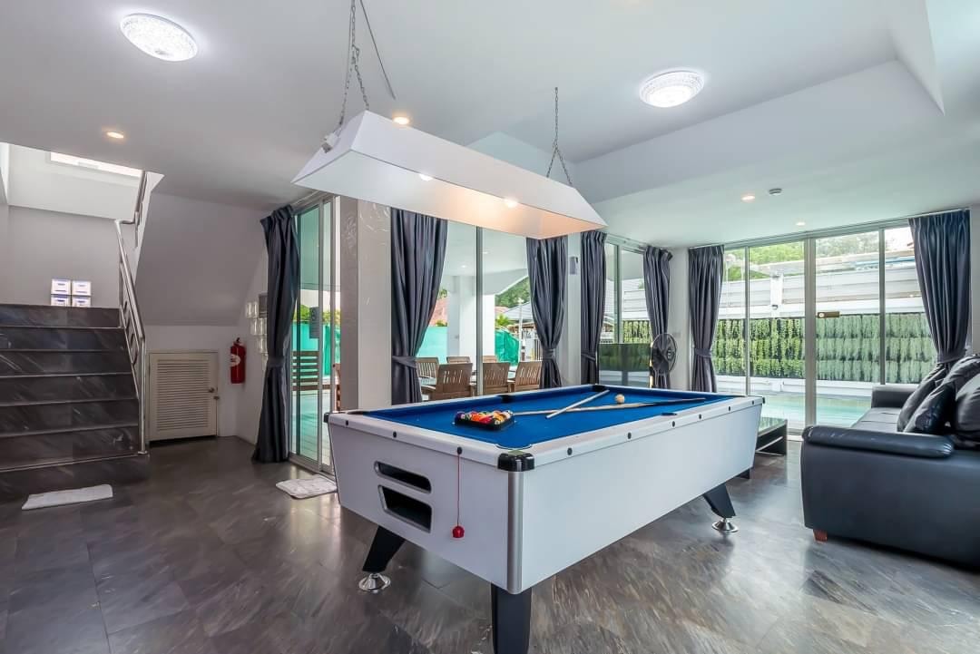 7 Bed 8 Bath Pool Villa In Jomtien photo 22