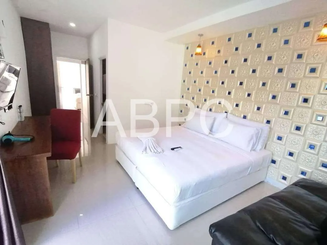 7 Bed 8 Bath Pool Villa In Jomtien photo 14