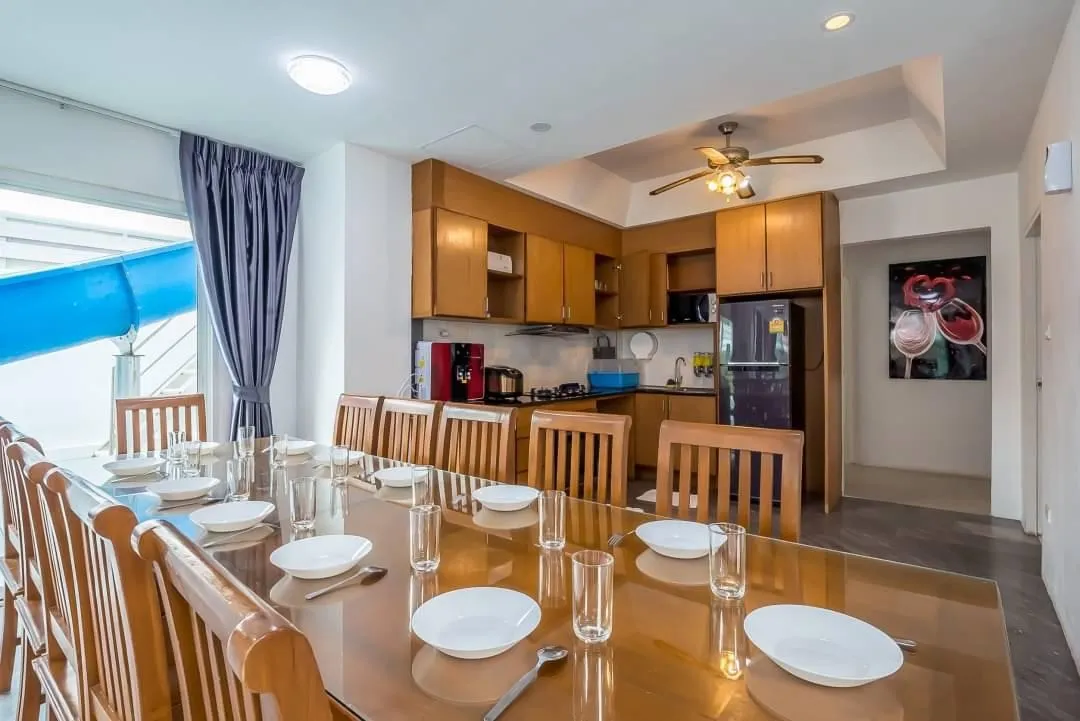 7 Bed 8 Bath Pool Villa In Jomtien photo 20