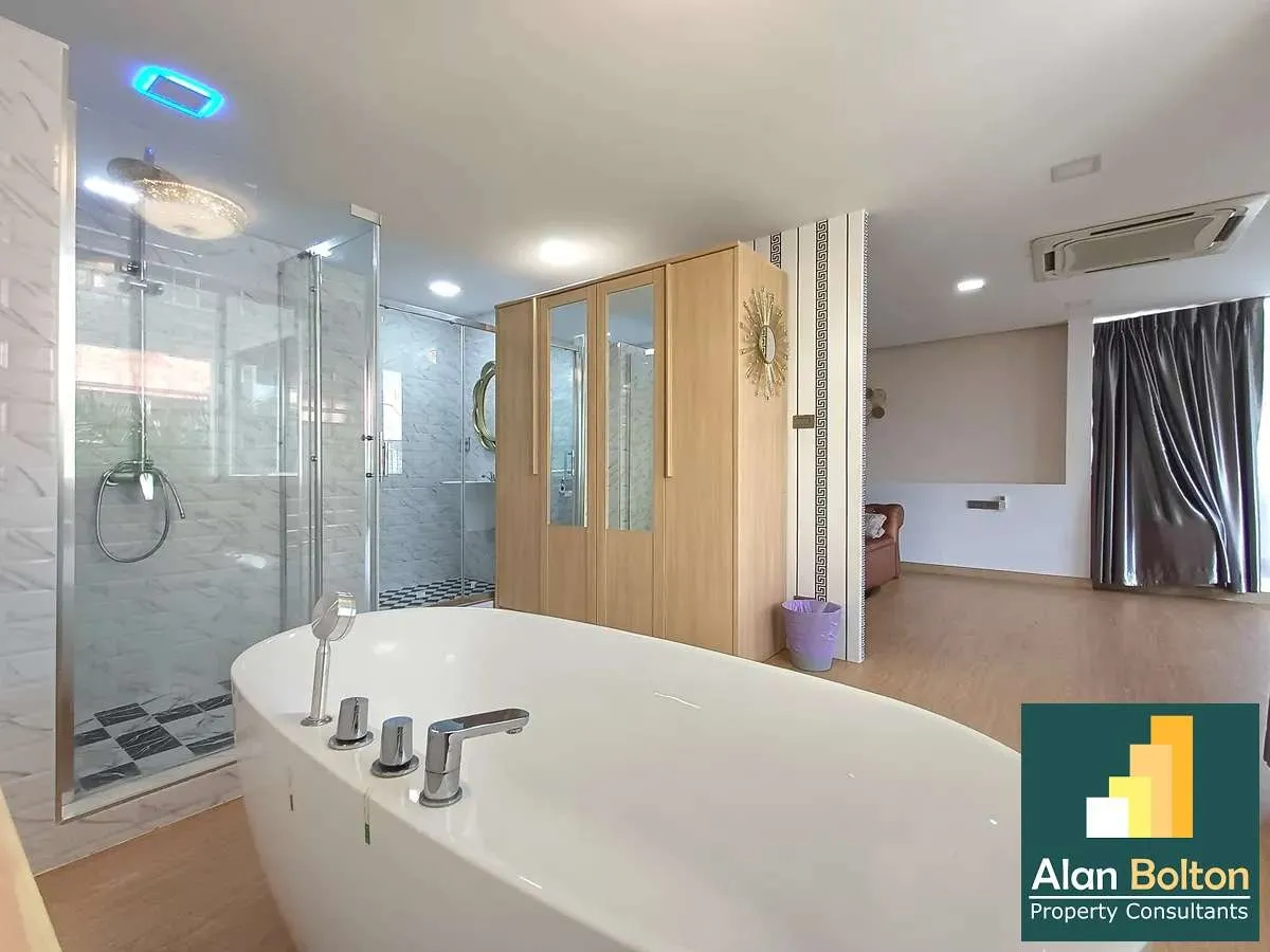 3 Bedroom Villa For Rent In Prahtamnak photo 4