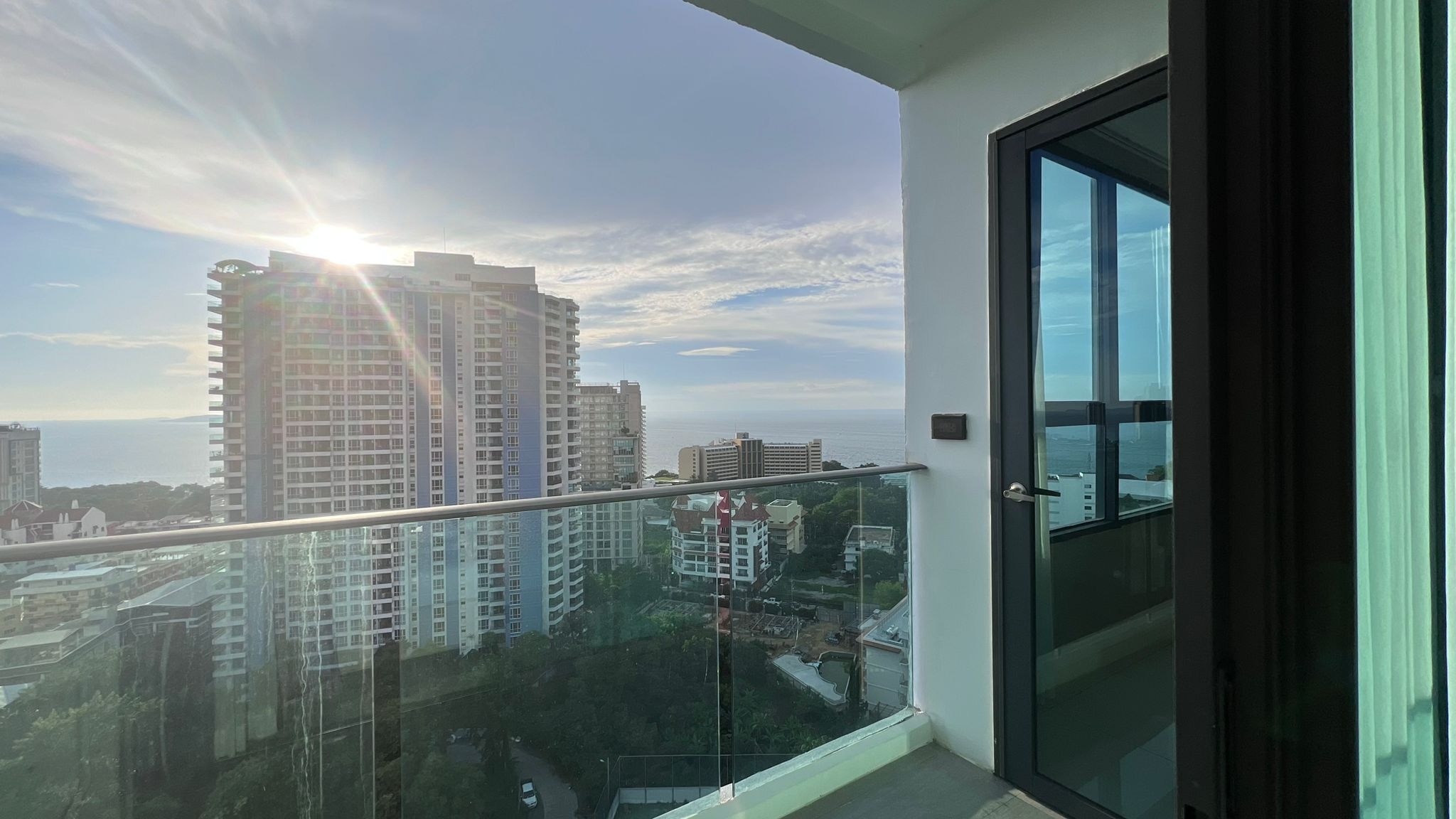 SEAVIEW 1 bedroom condo for Sale in Pratumnak photo 11