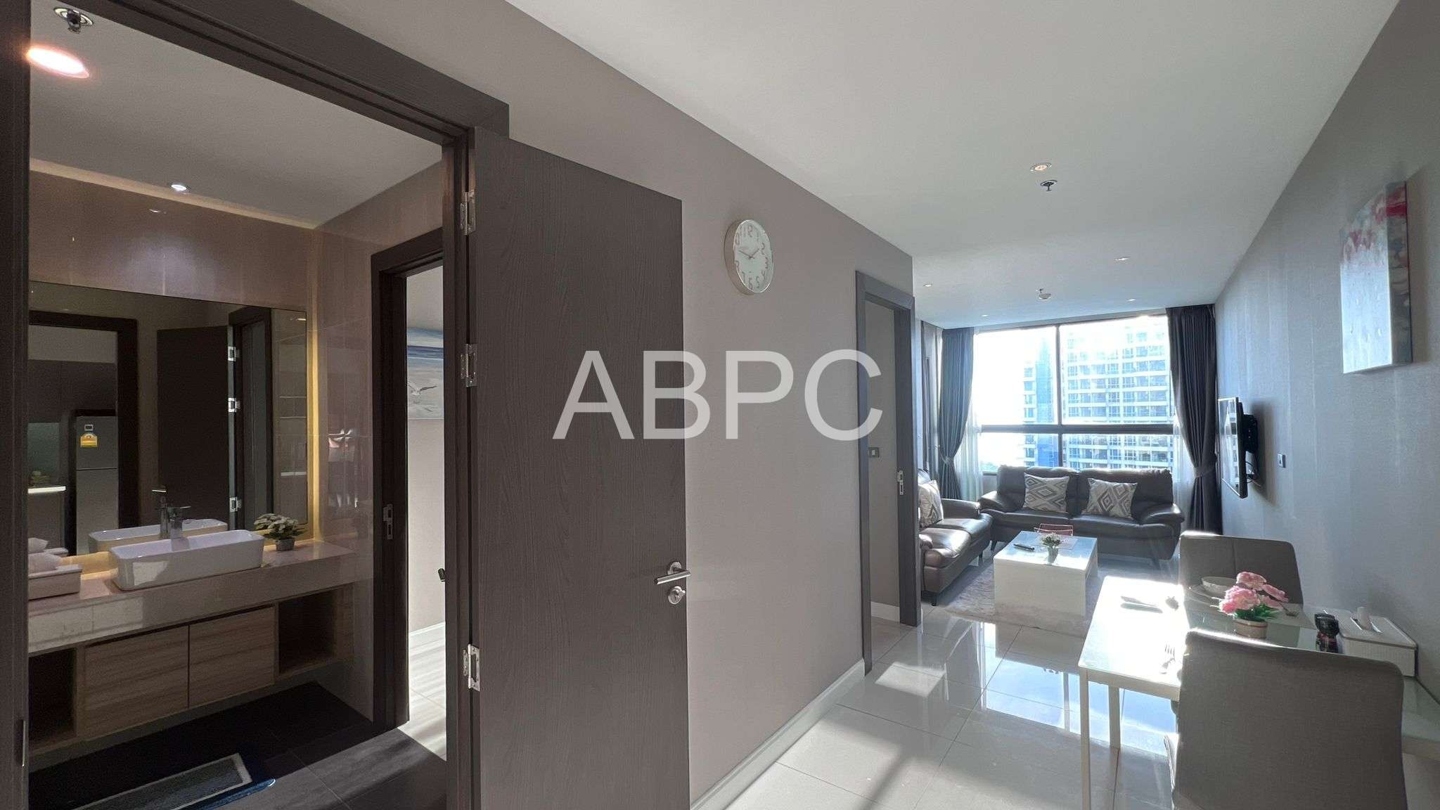 SEAVIEW 1 bedroom condo for Sale in Pratumnak photo 6