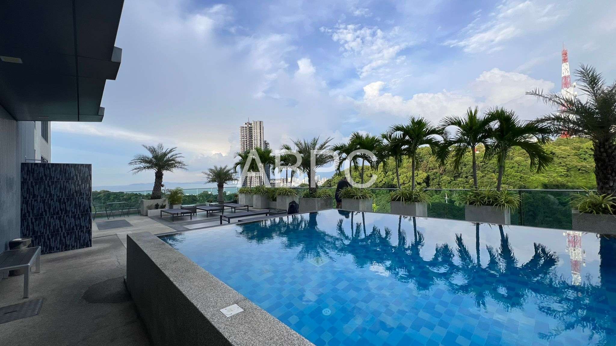 SEAVIEW 1 bedroom condo for Sale in Pratumnak photo 9