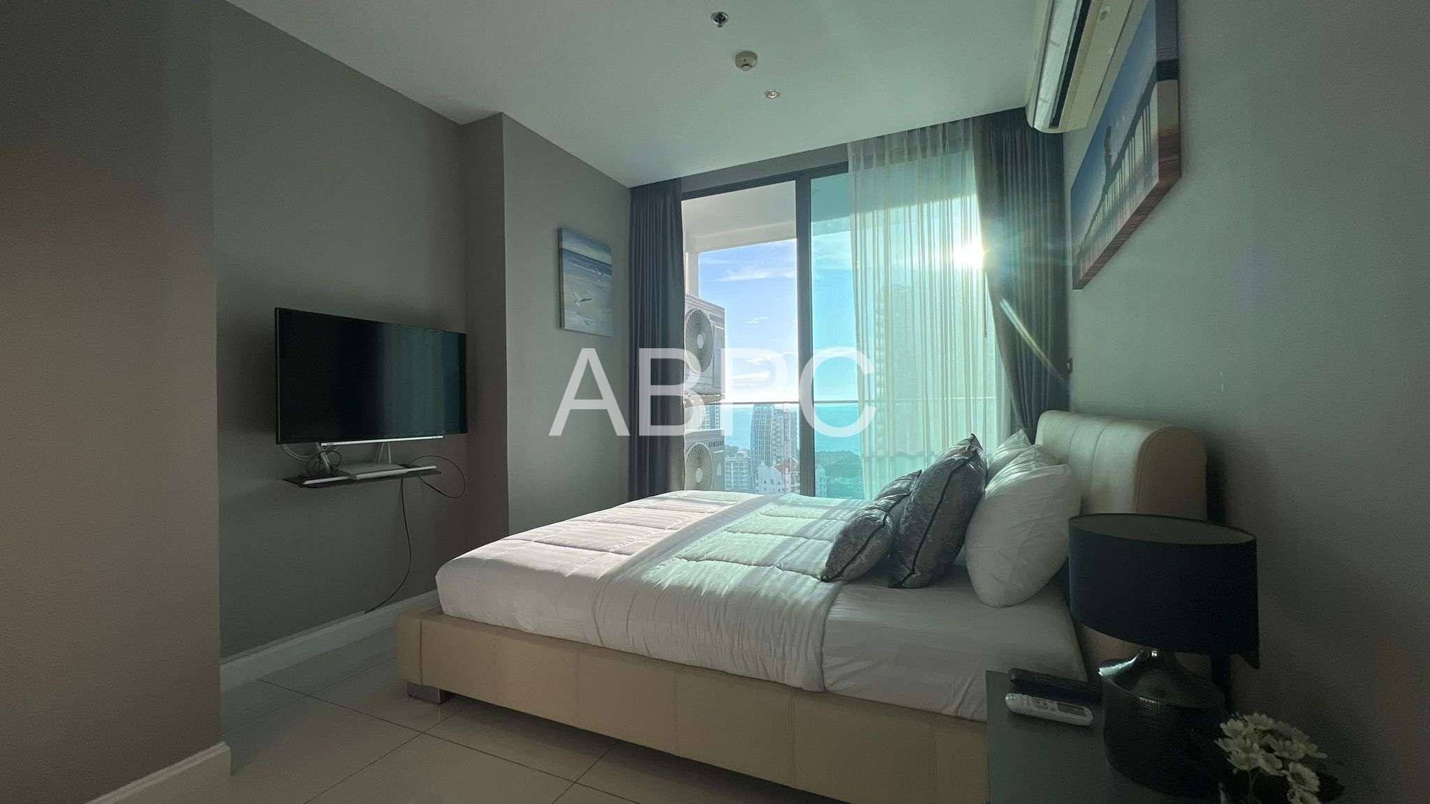 SEAVIEW 1 bedroom condo for Sale in Pratumnak photo 3
