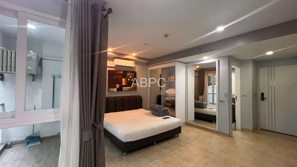 Studio for rent in Centara Avenue Residence