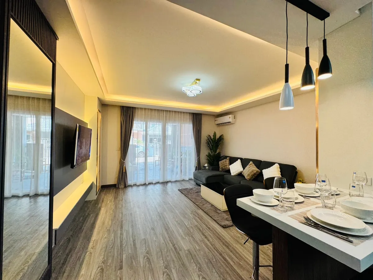 Town home Two - Storey for Sale in South Pattaya photo 25