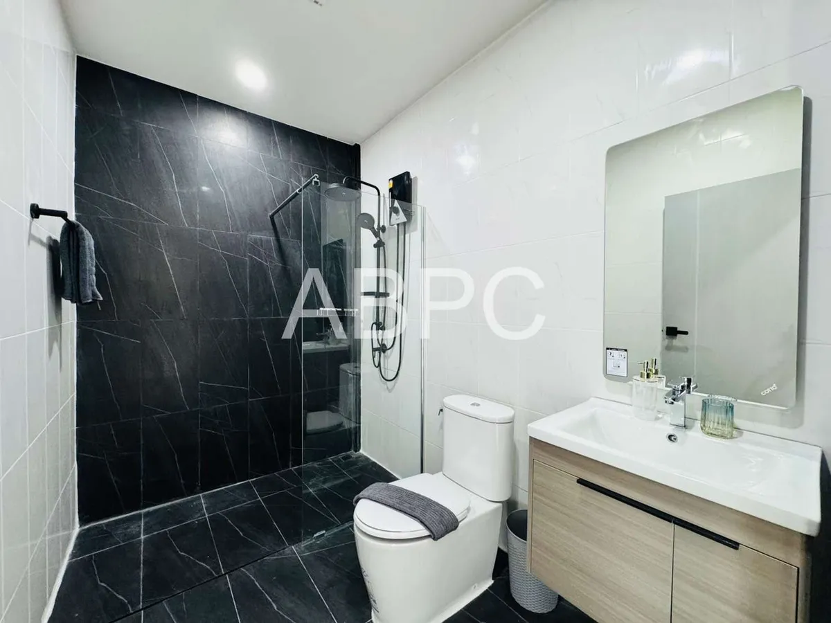 Town home Two - Storey for Sale in South Pattaya photo 8