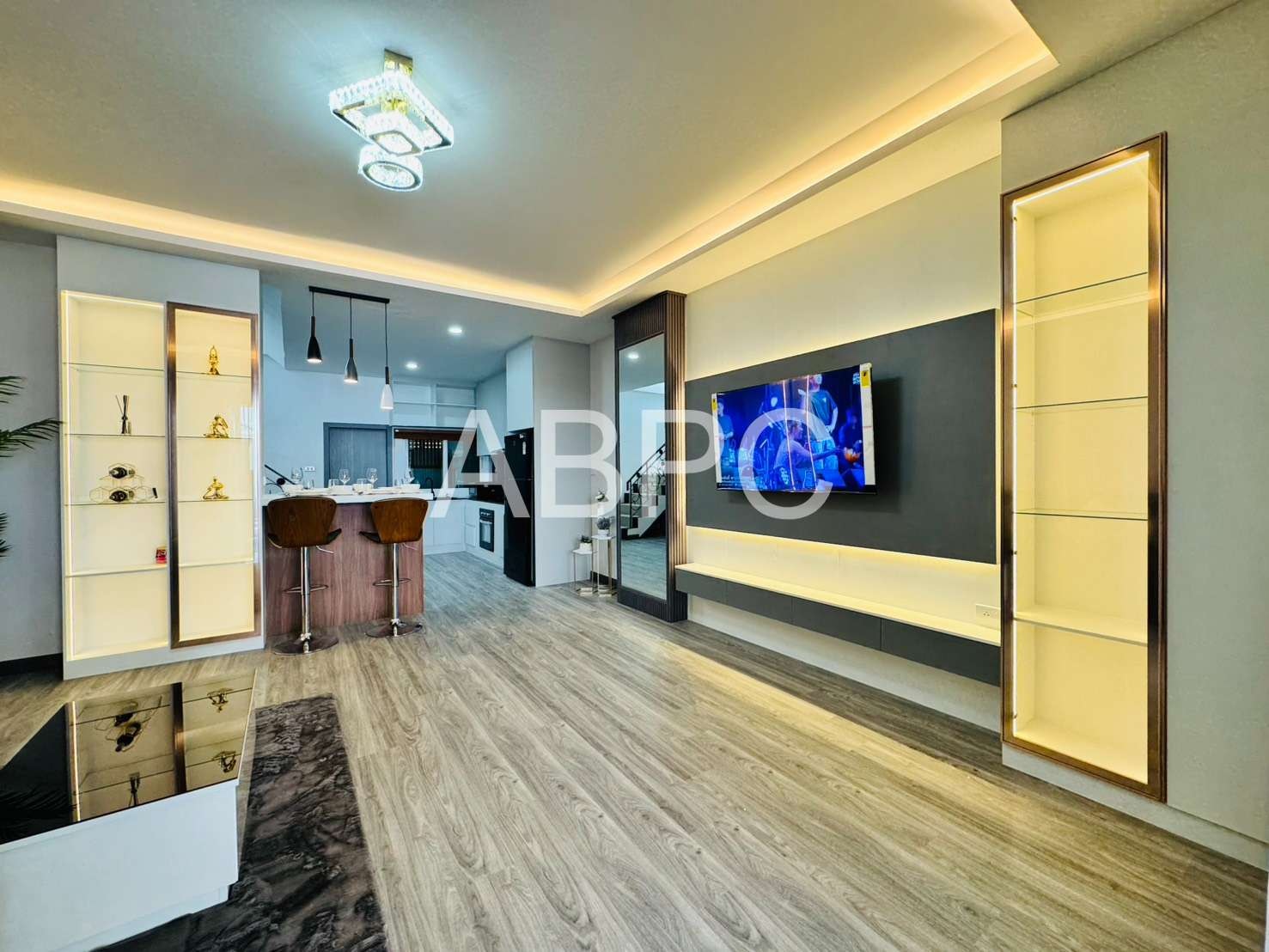 Town home Two - Storey for Sale in South Pattaya