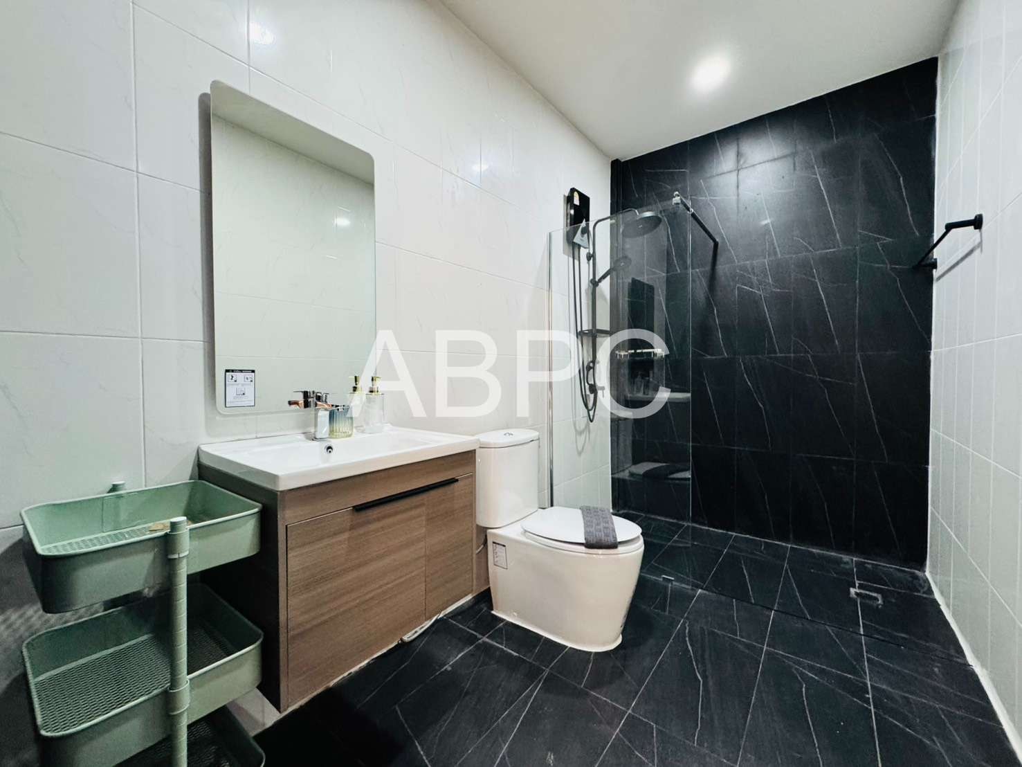 Town home Two - Storey for Sale in South Pattaya photo 7