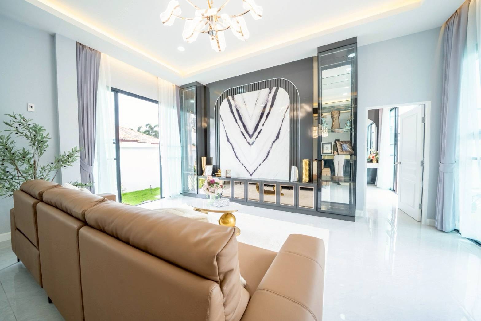 Brand-new 4 bedroom Private Pool House for Sale photo 21