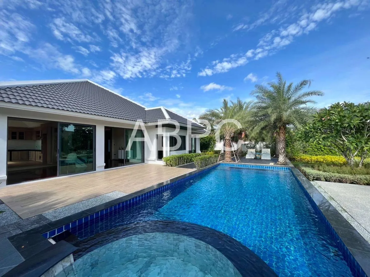 Brandnew Private Pool Villa for Sale