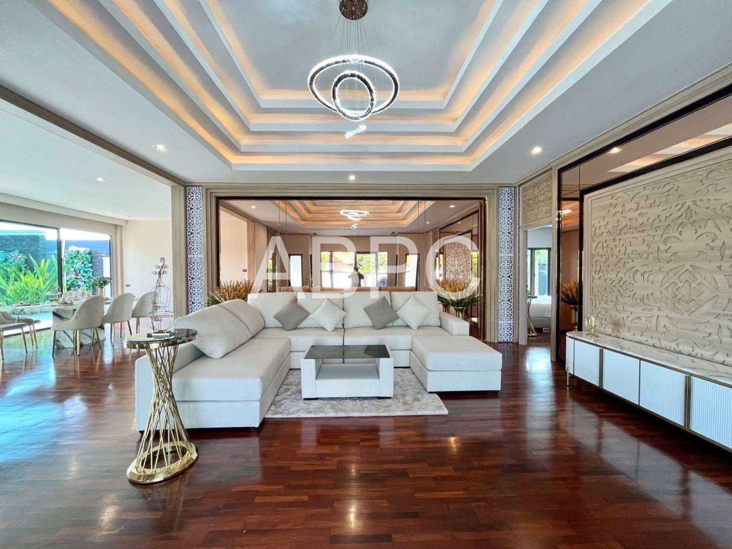 Brandnew Private Pool Villa for Sale photo 8