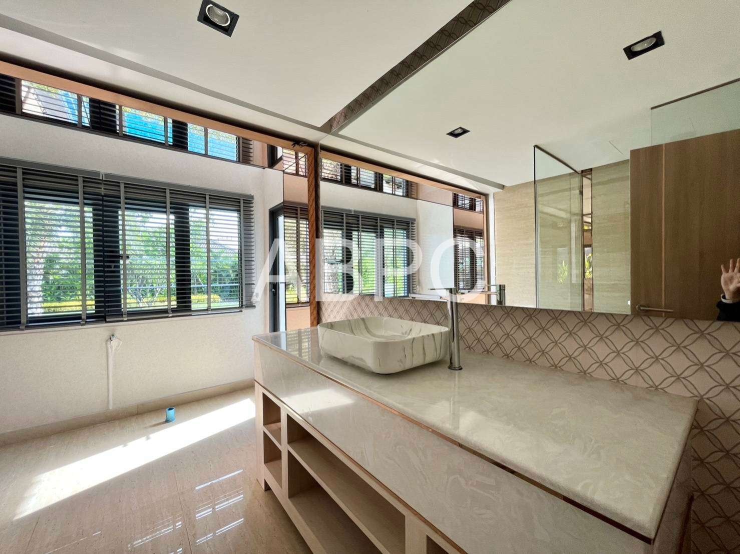 Brandnew Private Pool Villa for Sale photo 12