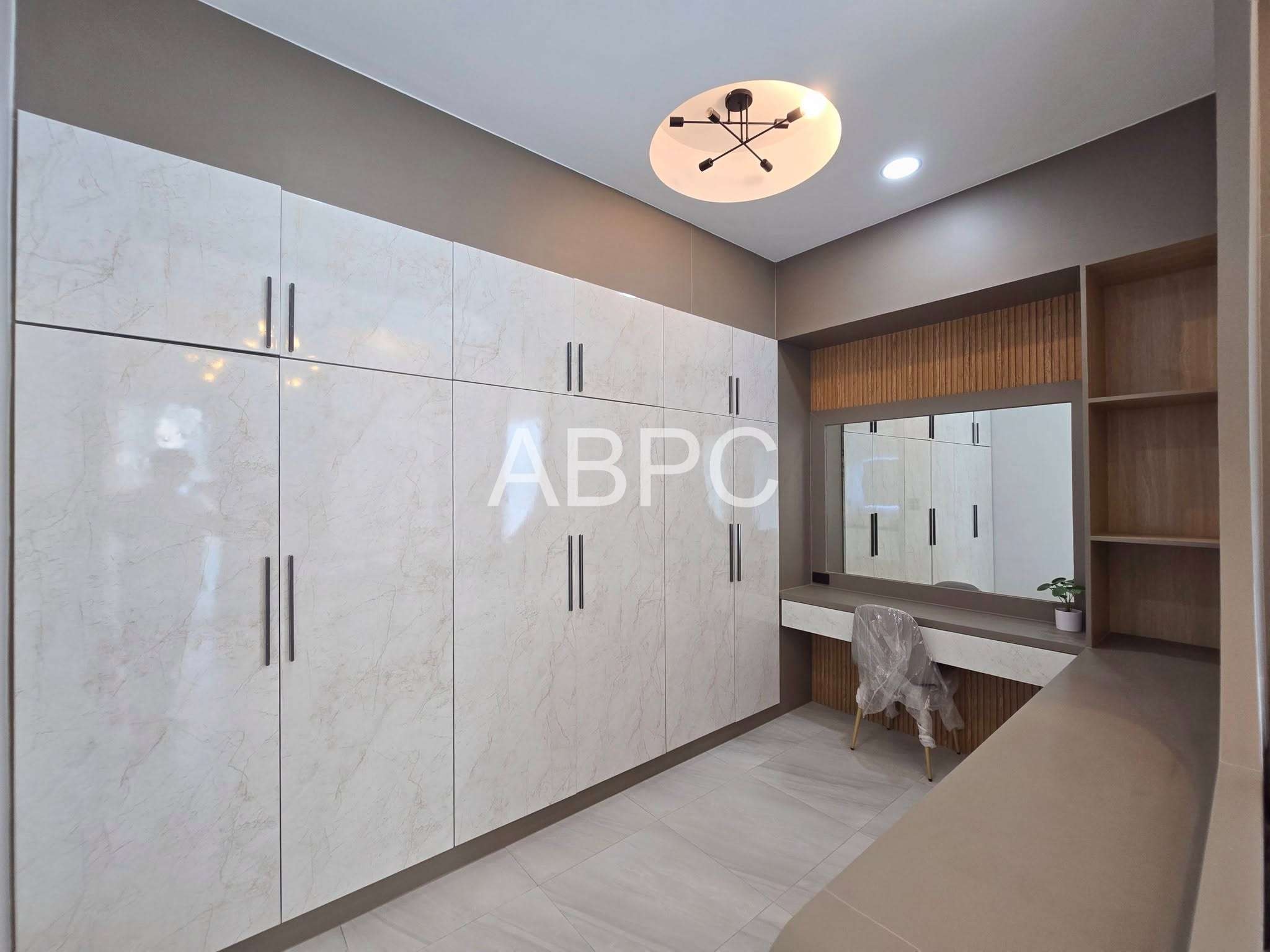 Spacious Private Pool Villa for Sale photo 14