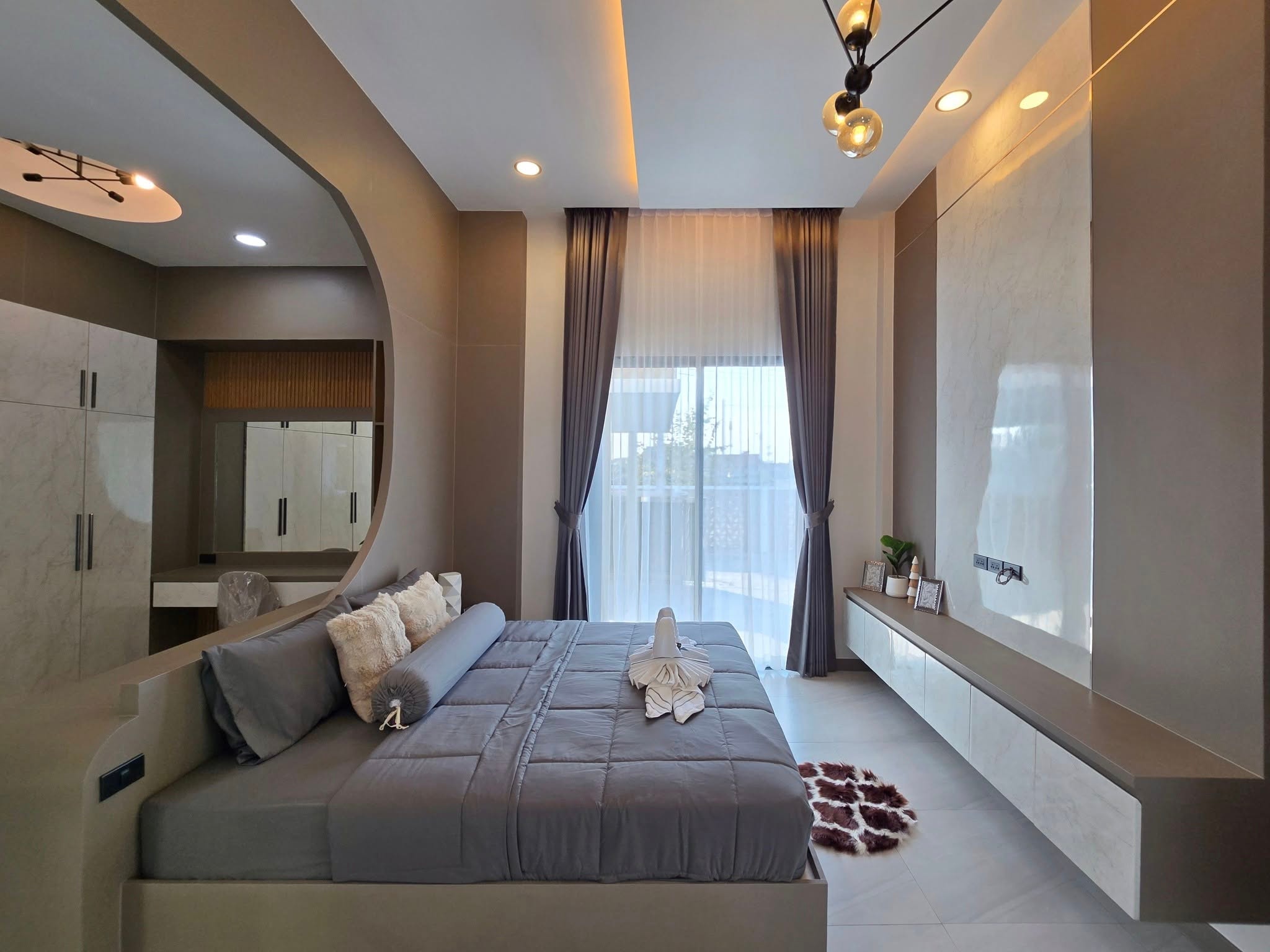Spacious Private Pool Villa for Sale photo 22
