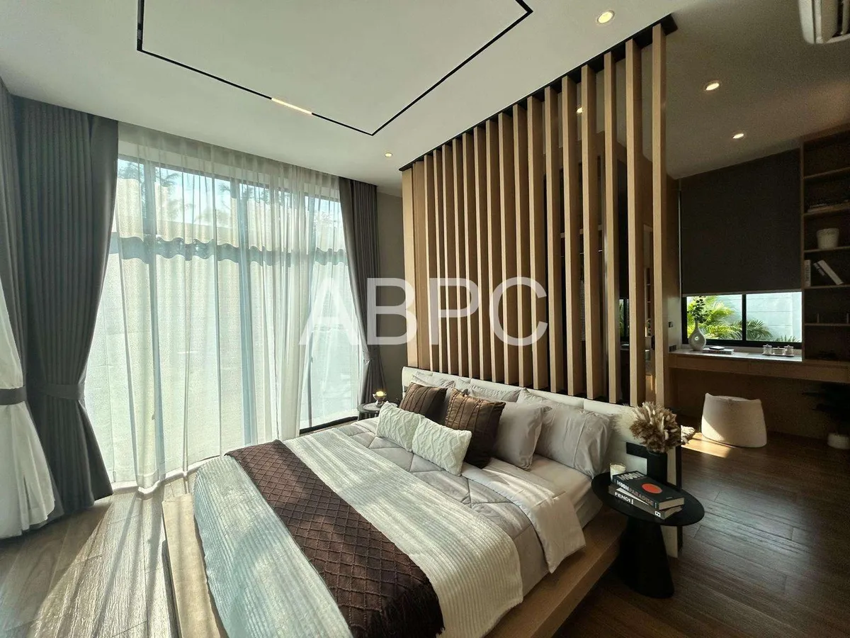 Stunning Brand-new Private Pool Villa for Sale photo 8