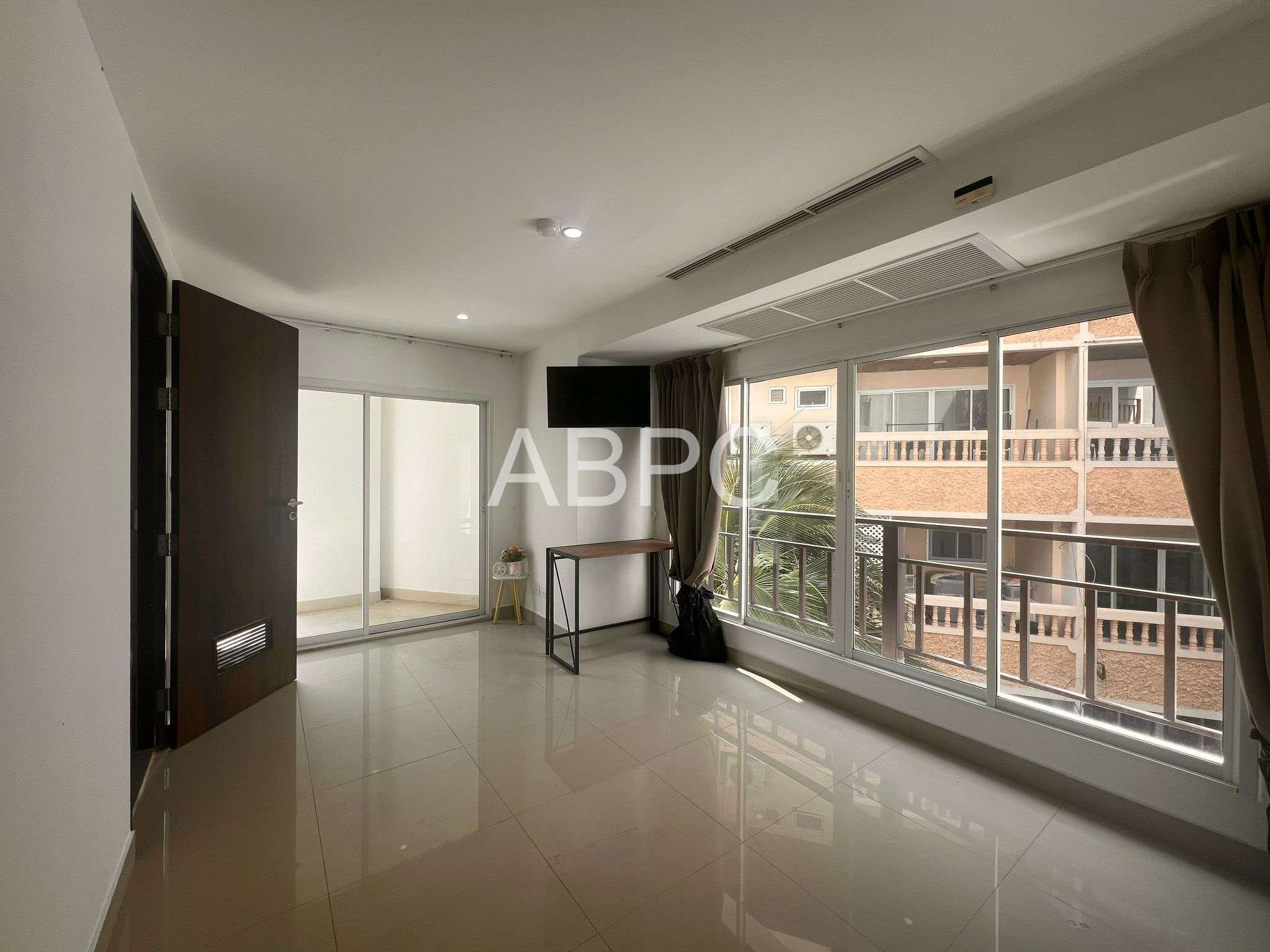 Very Cheap Studio 32sqm for Sale photo 6