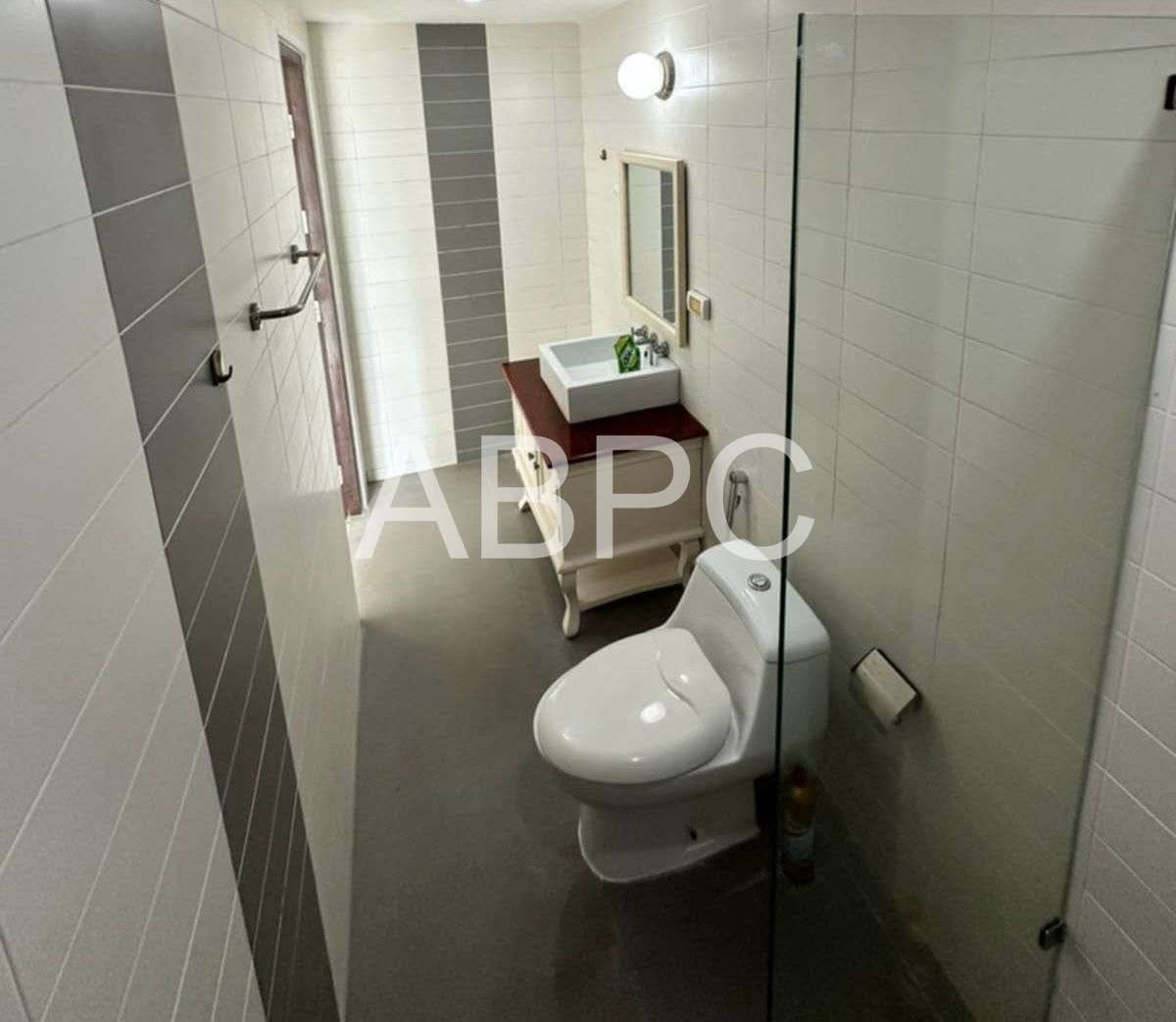 Very Cheap Studio 32sqm for Sale photo 2