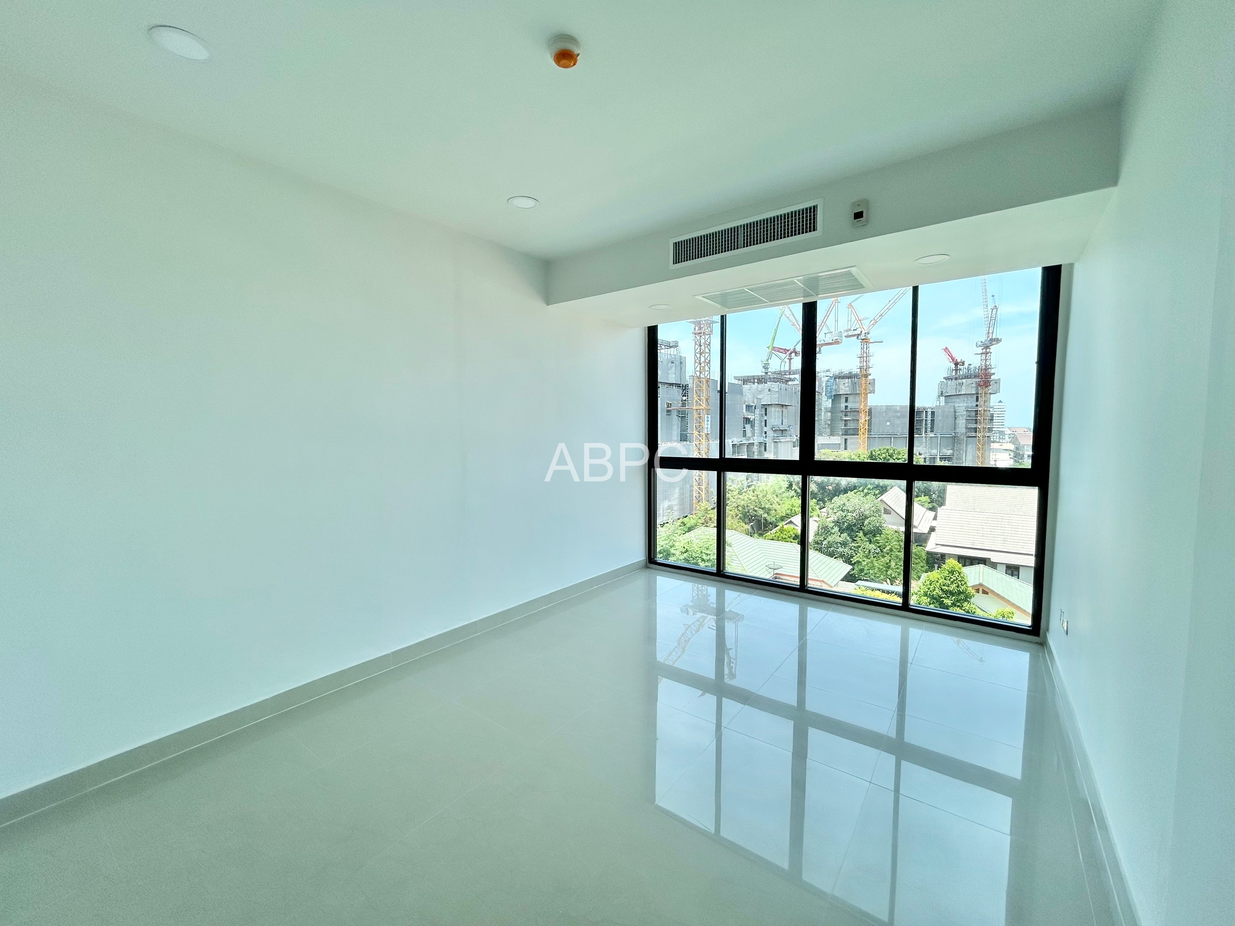 2 Bedroom Condo For Sale In Jomtien photo 6