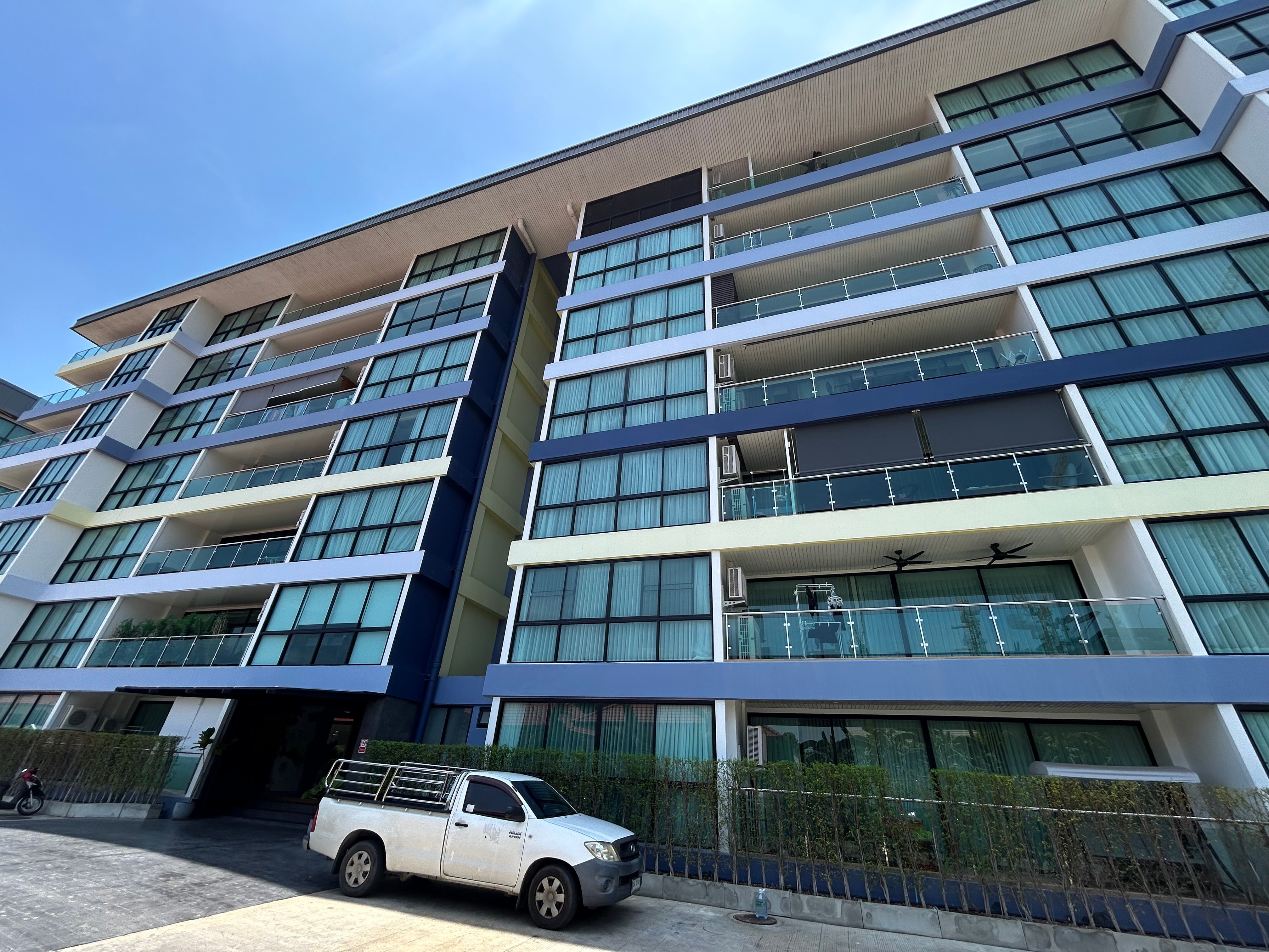 2 Bedroom Condo For Sale In Jomtien photo 19