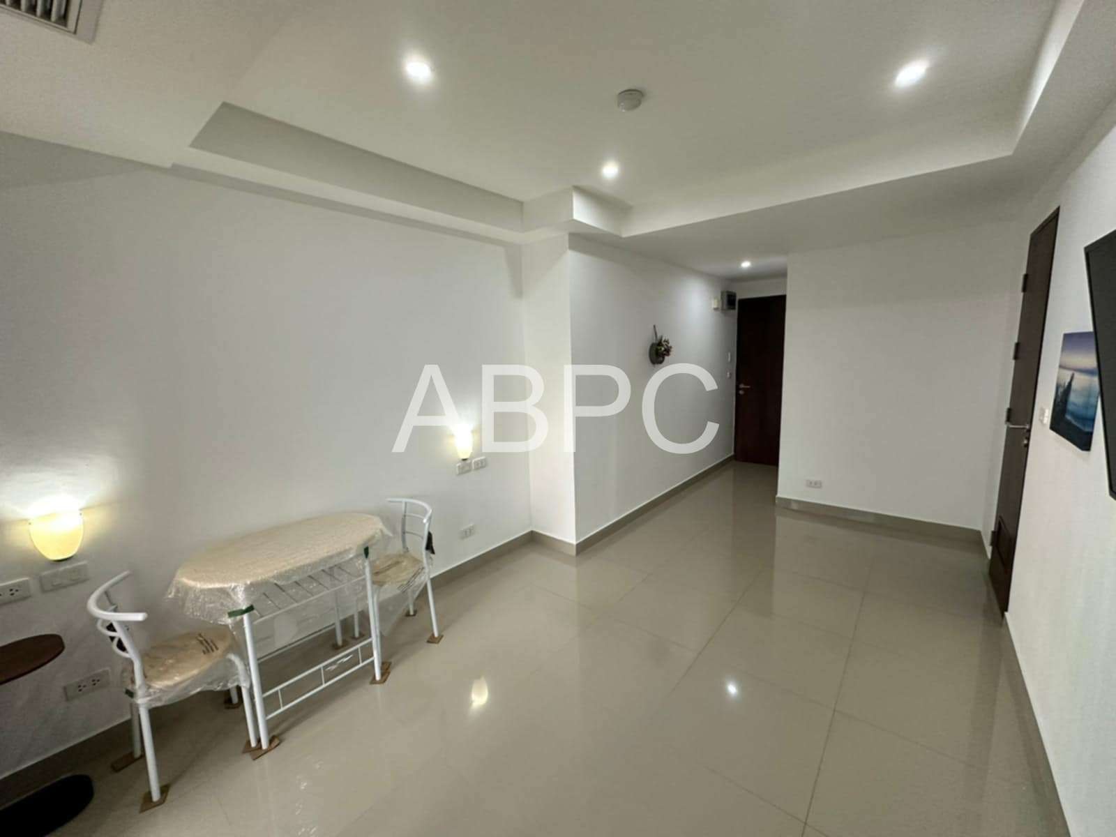 Very Cheap Nature View Studio Condo In Pratumnak photo 5