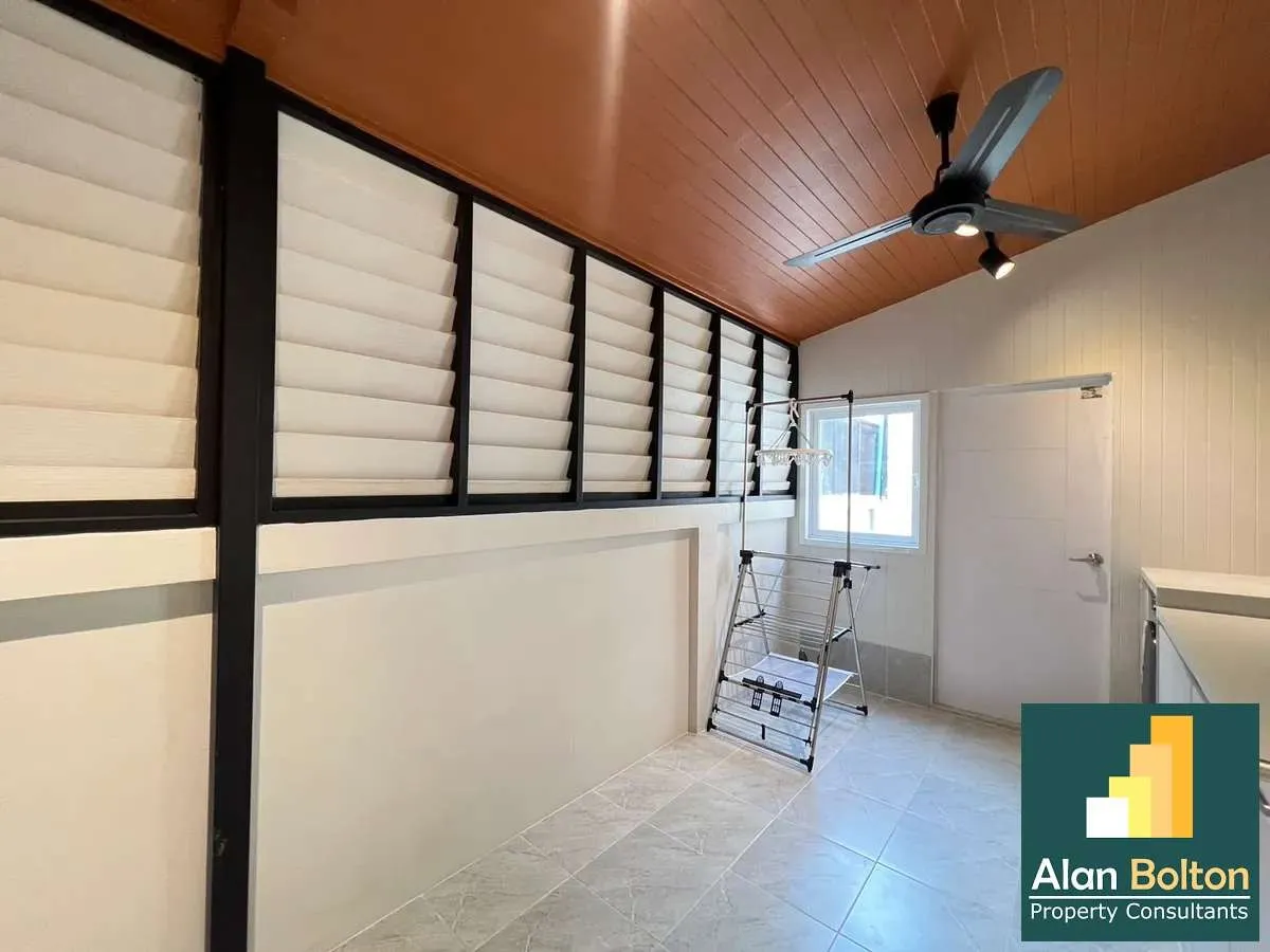 Luxury Brand New Renovated 3 Bed 3 Bath in Mapprachan photo 7