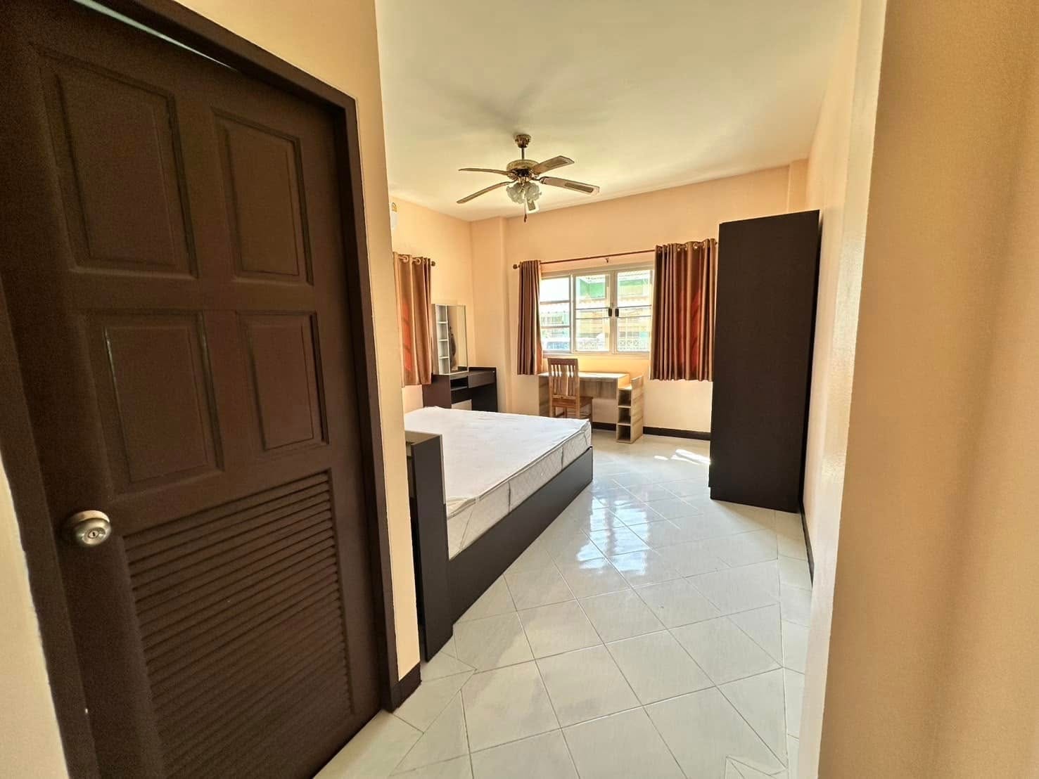 3 bedroom House for rent in North Pattaya photo 13