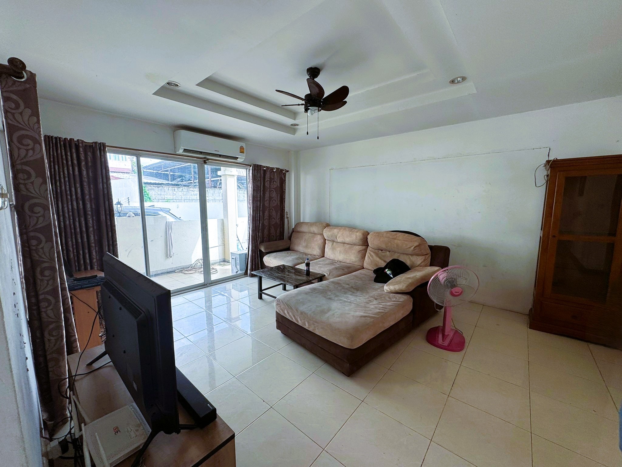 3 Bed 3 Bath Townhouse In East Pattaya photo 31
