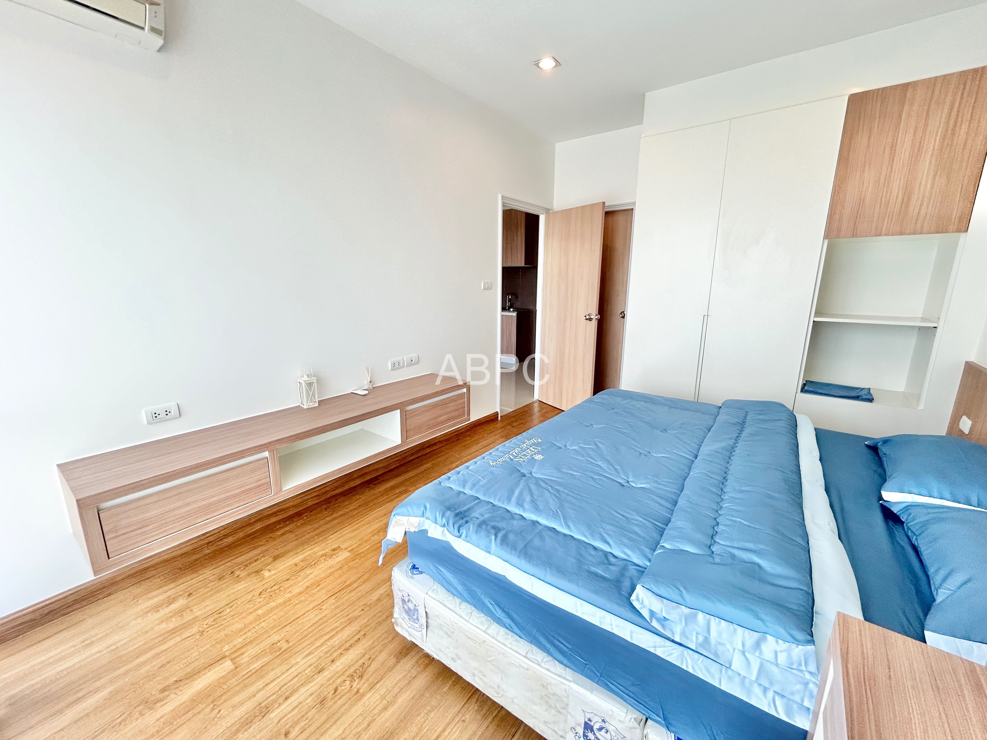 1 Bedroom Condo For Sale In East Pattaya photo 4