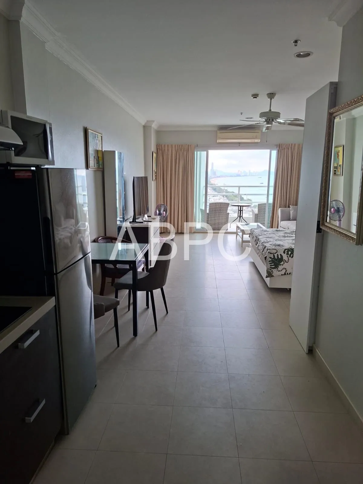 Ocean View Studio Condo In Jomtien photo 4