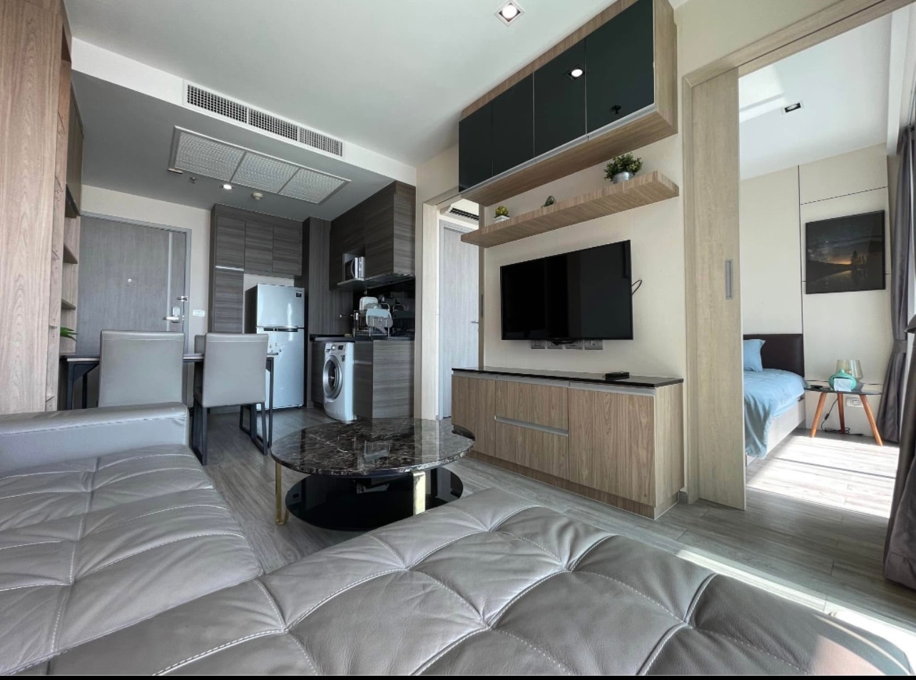 Aeras Beachfront Condominuim photo 14