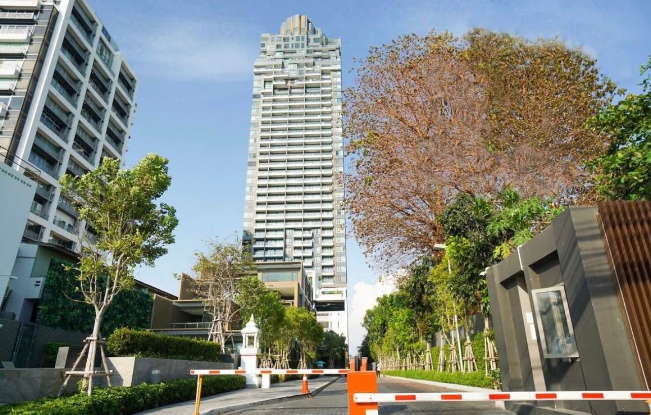 Aeras Beachfront Condominuim photo 12