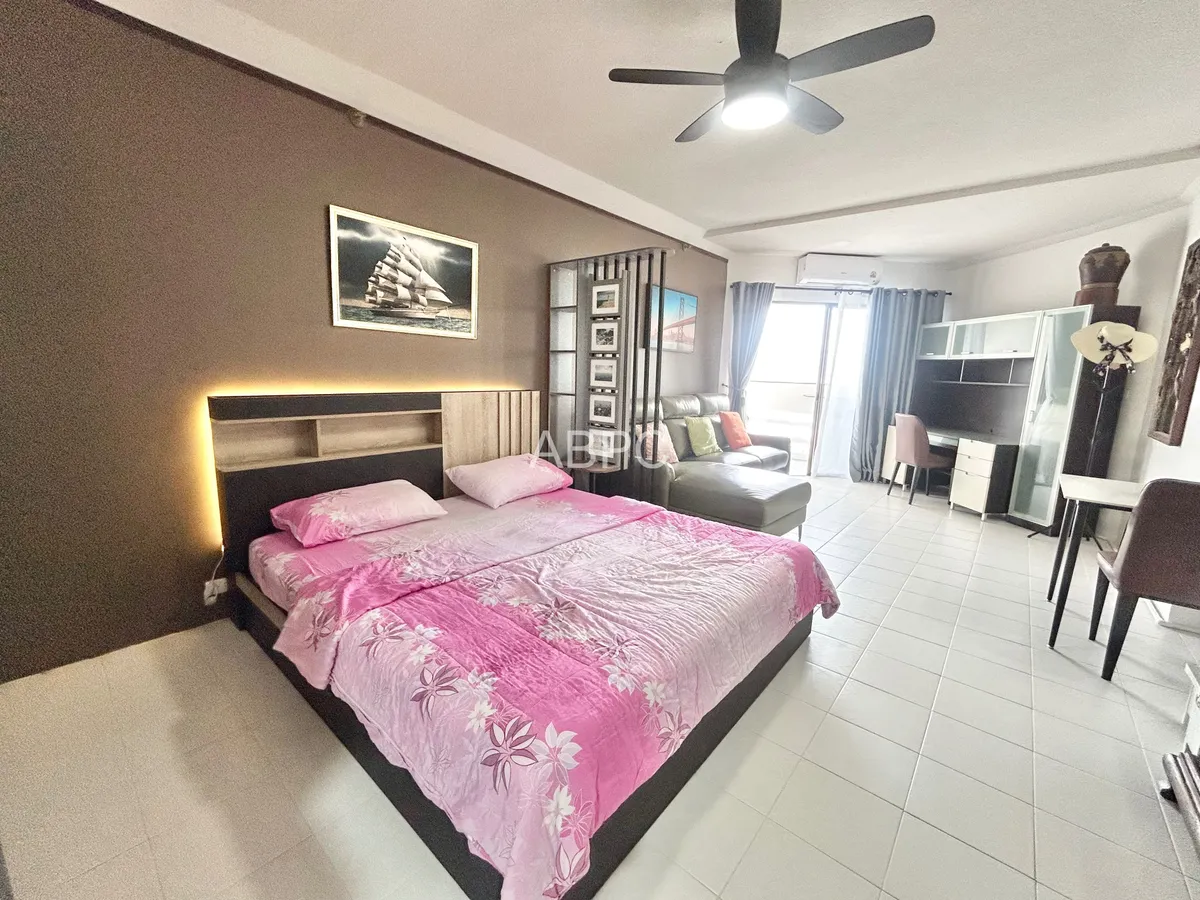 Studio Condo For Sale In Jomtien