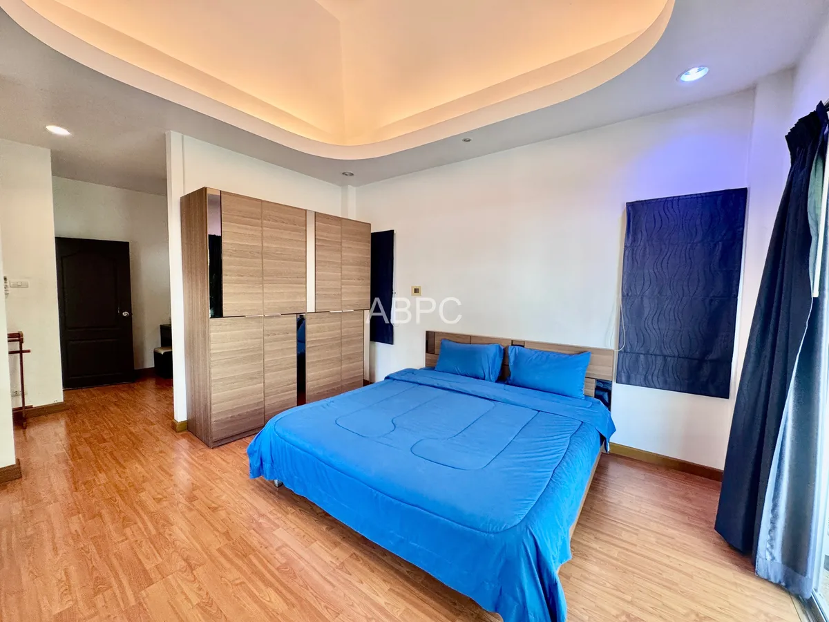 3 Bedrooms 3 bathrooms For rent photo 12