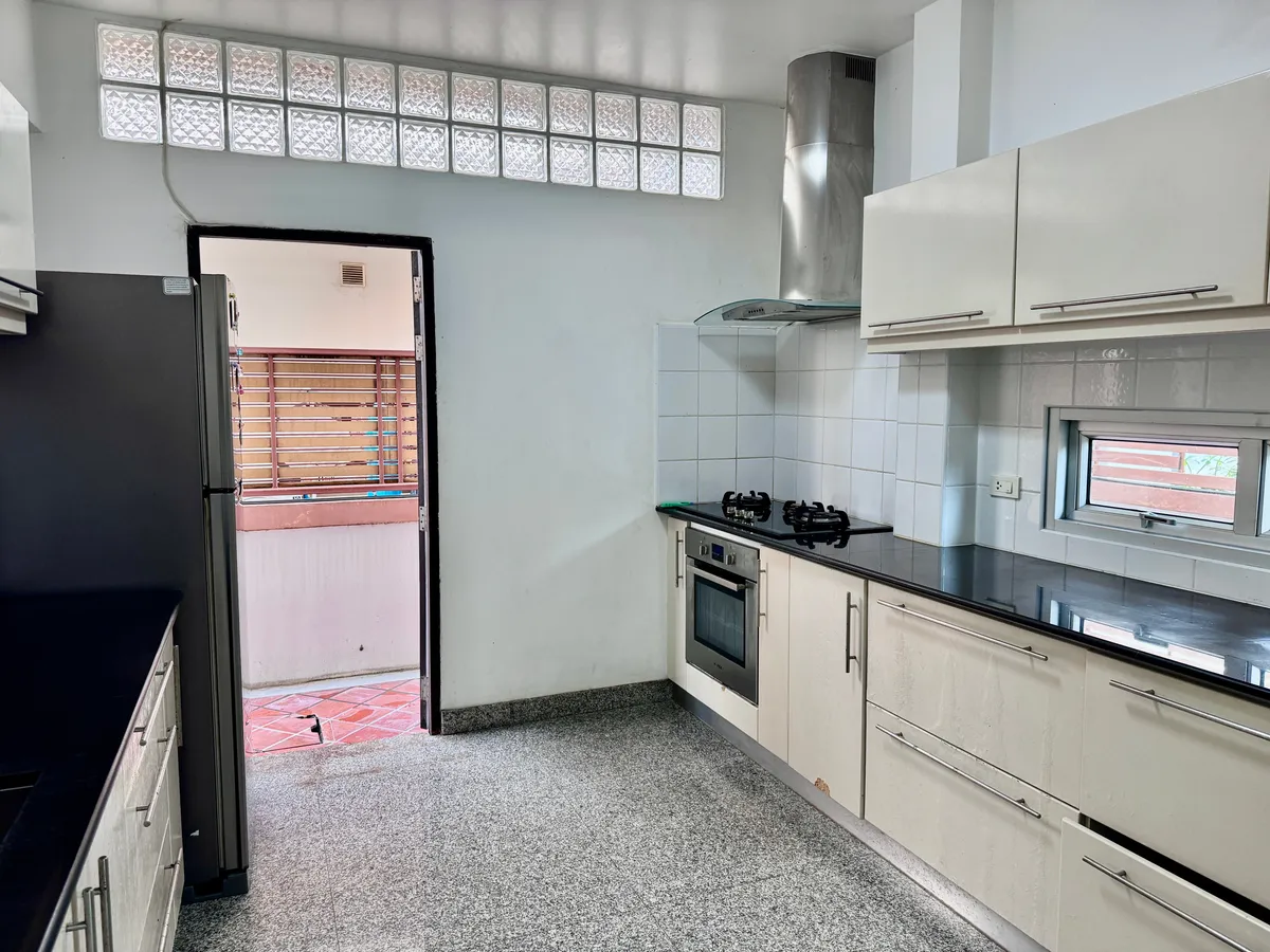 3 Bedrooms 3 bathrooms For rent photo 28