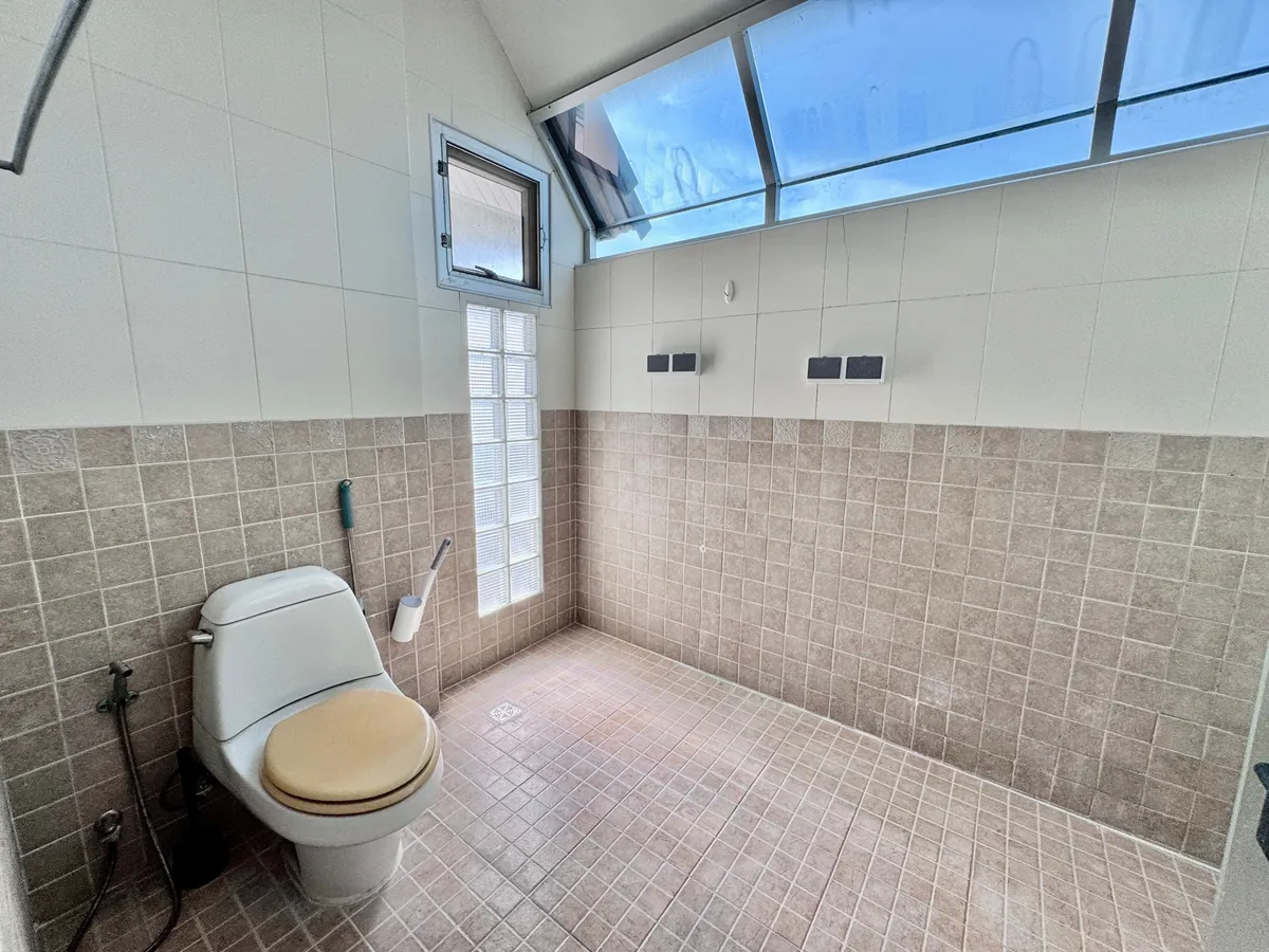 3 Bedrooms 3 bathrooms For rent photo 34