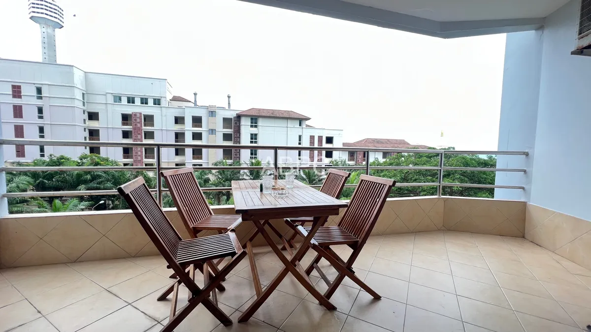 Beachfront Ocean View Studio Condo In Pratumnak photo 3
