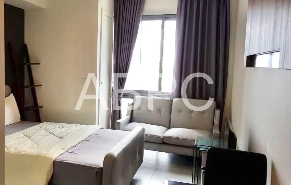 Studio Condo For Rent in prahtamnak