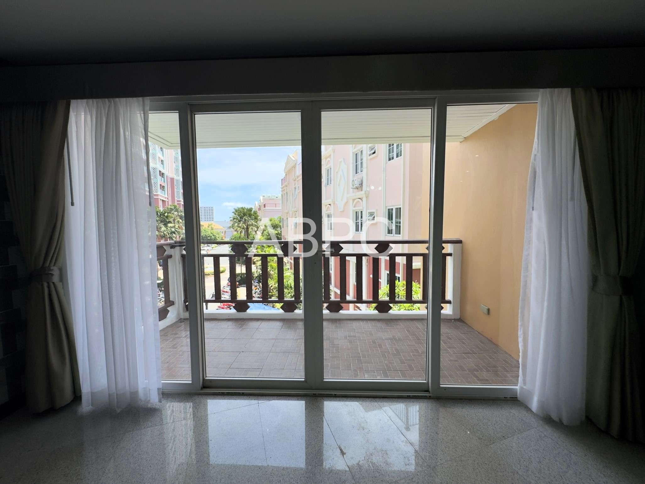 Beautiful large 2 bedrooms 2 bathrooms for Rent and Sale in Jomtien photo 6