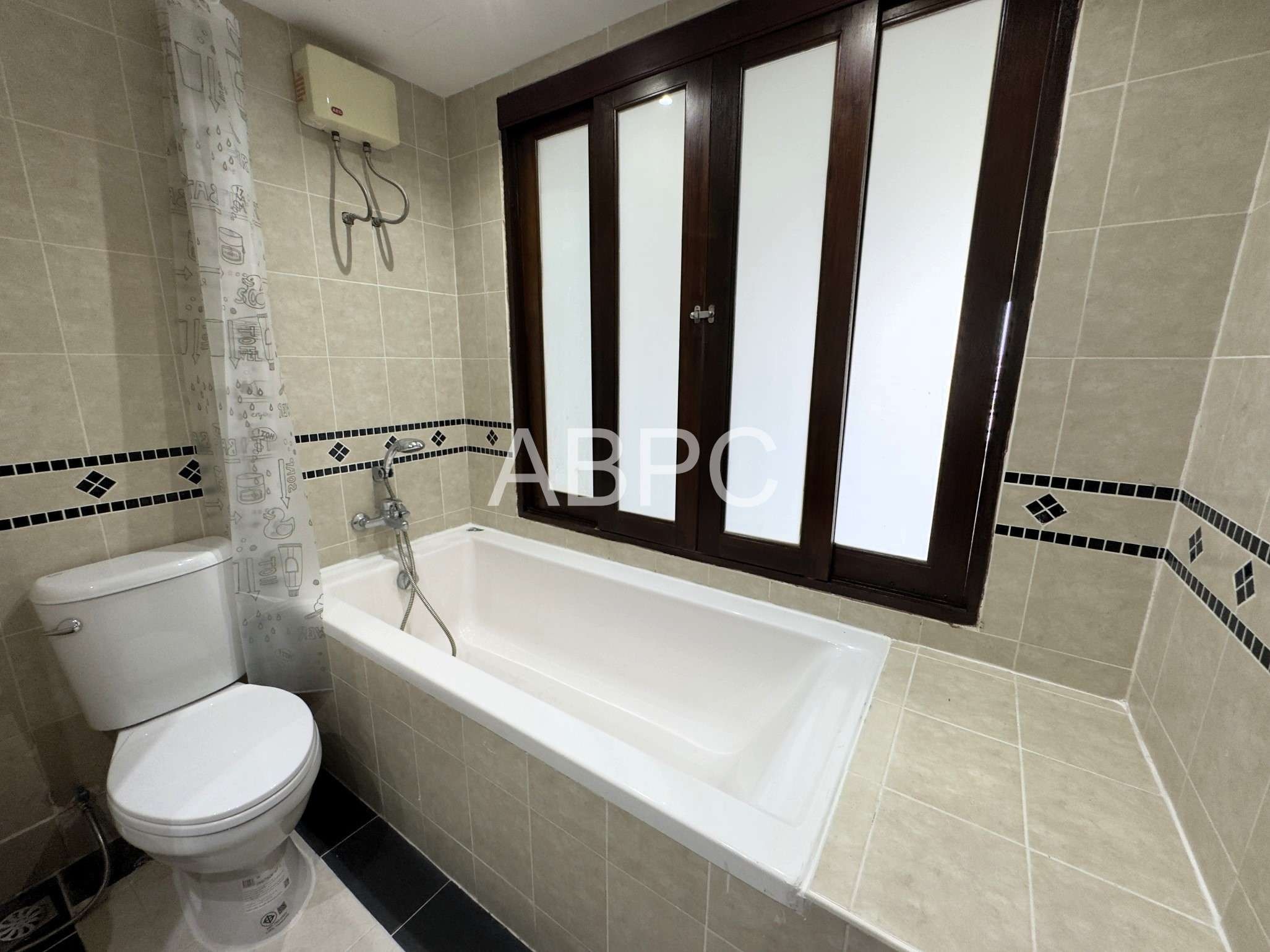 Beautiful large 2 bedrooms 2 bathrooms for Rent and Sale in Jomtien photo 5