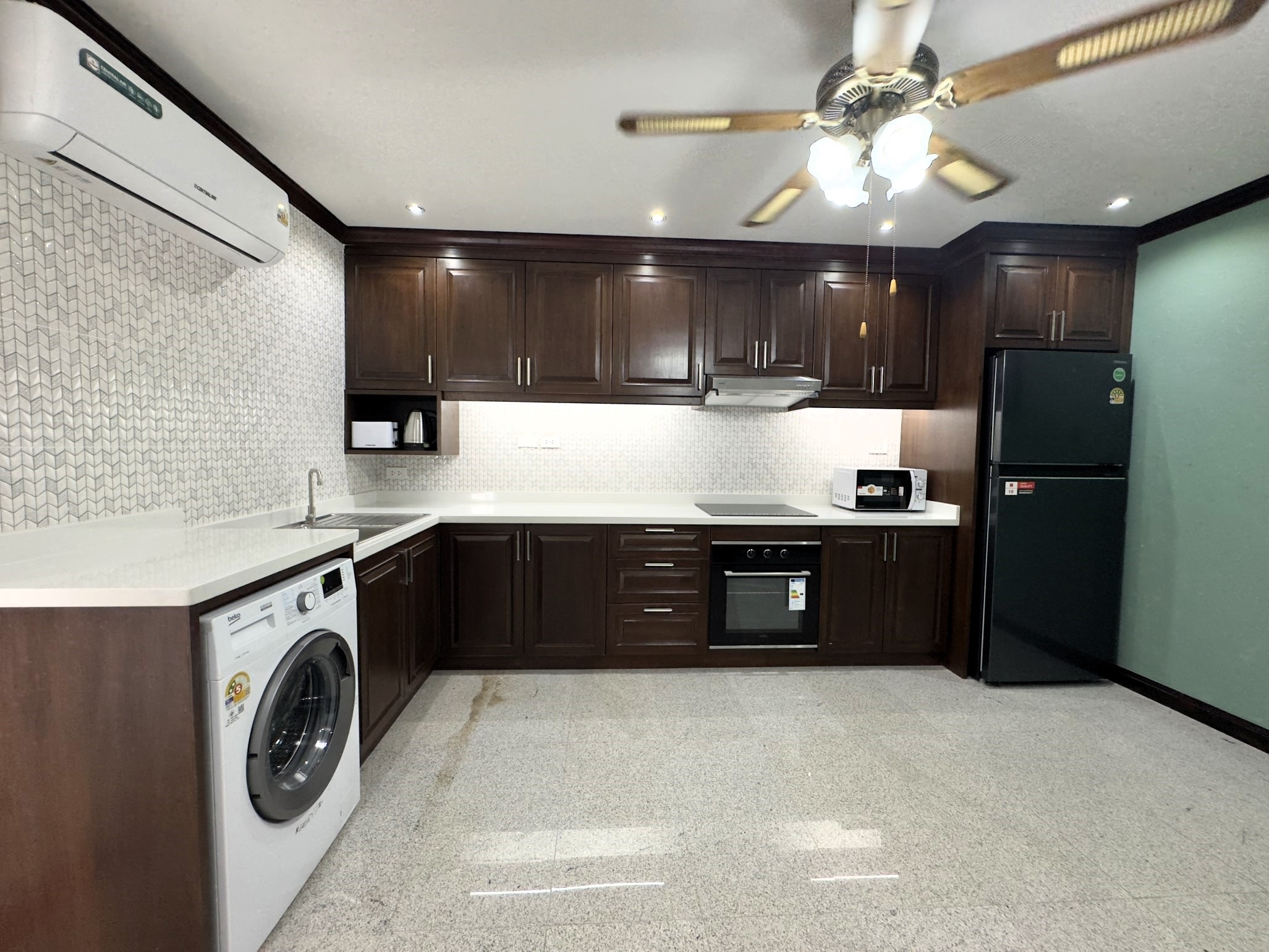 Beautiful large 2 bedrooms 2 bathrooms for Rent and Sale in Jomtien photo 36