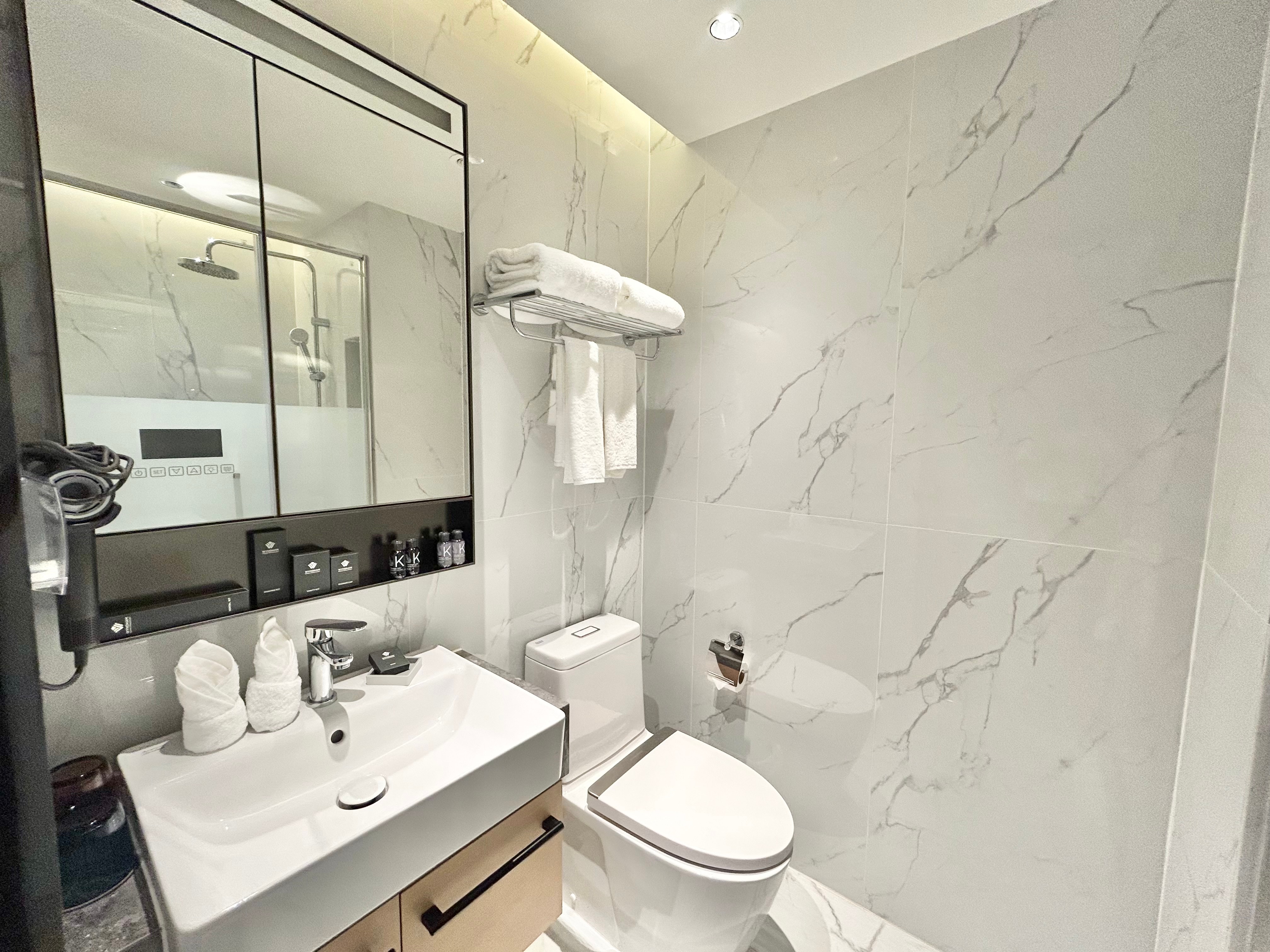 Studio Extra For Rent In Prahtamnak photo 15