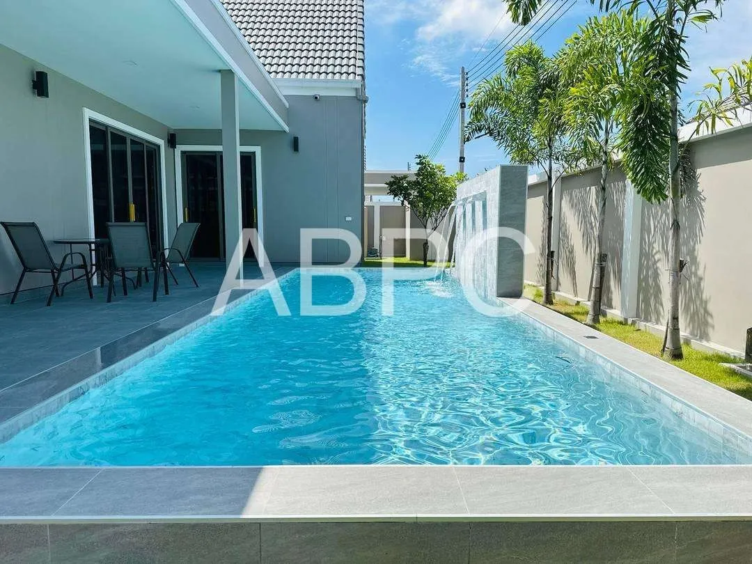 Brand New Modern 3 Bed 4 Bath Pool Villa In East Pattaya