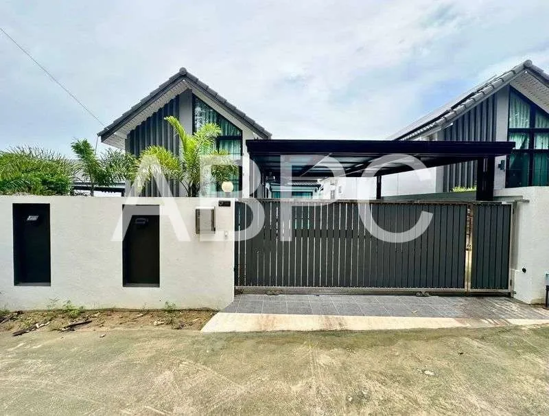 Like New Modern 3 Bed 2 Bath Pool Villa In East Pattaya photo 2