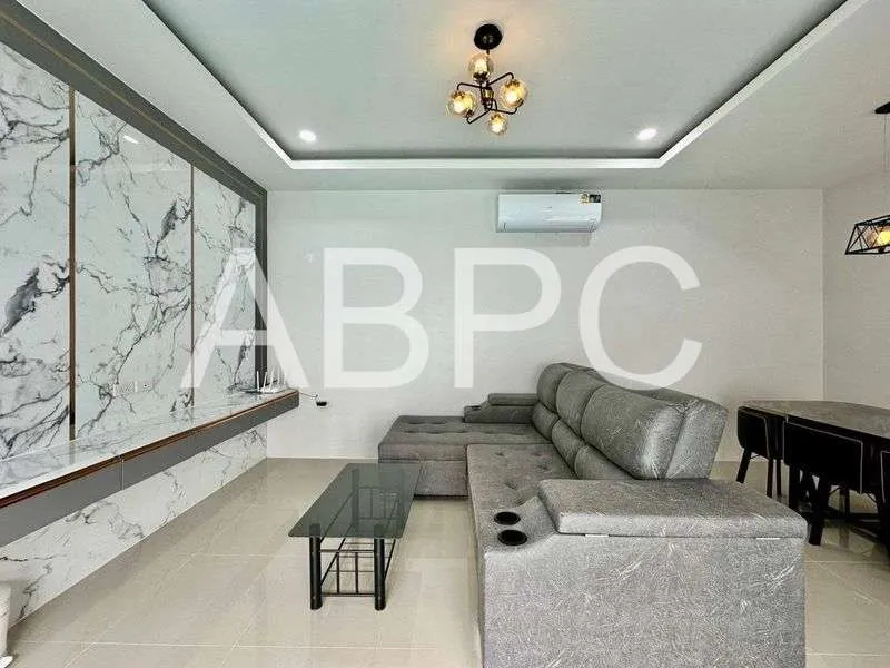 Like New Modern 3 Bed 2 Bath Pool Villa In East Pattaya photo 13
