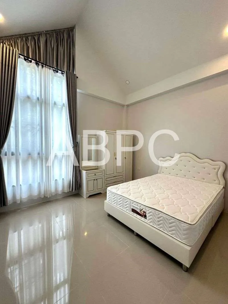 Like New Modern 3 Bed 2 Bath Pool Villa In East Pattaya photo 15