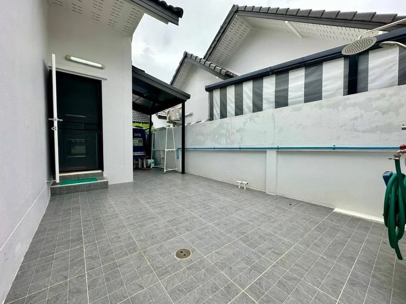 Like New Modern 3 Bed 2 Bath Pool Villa In East Pattaya photo 16